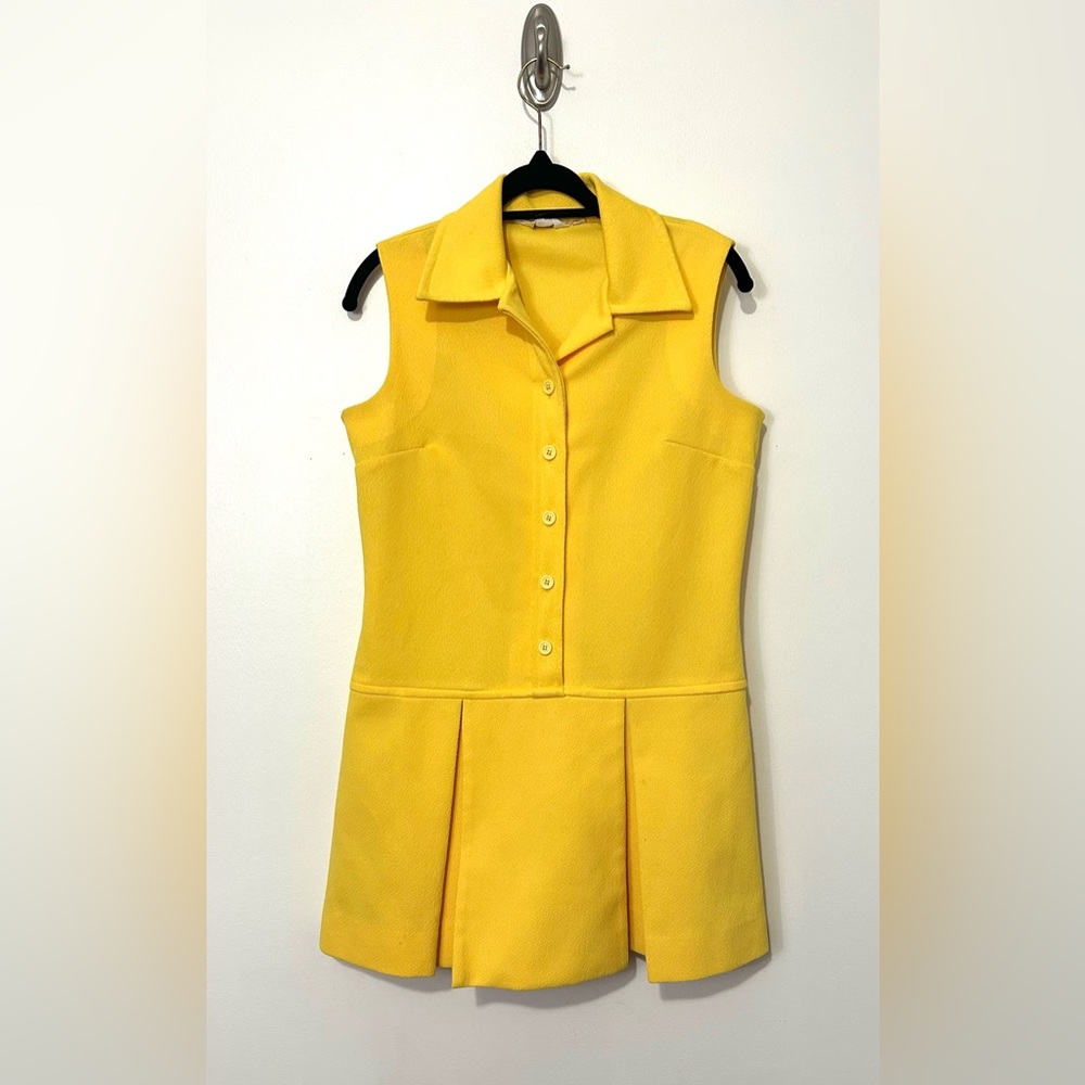Vintage 60s Country Miss Playsuit Romper Size 10 Bright‎ Lemon Yellow Pleated